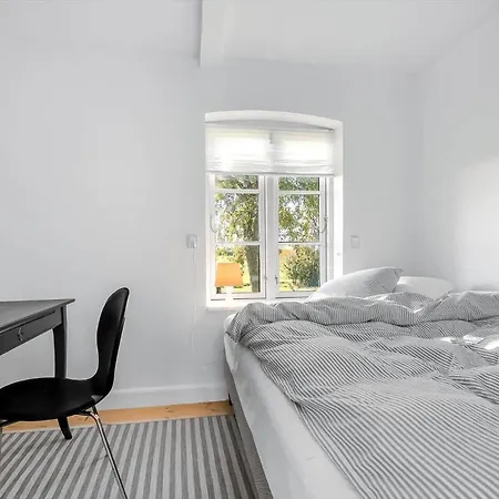 Semesterbostad 3331-stege-raby-sovej-1 Stege